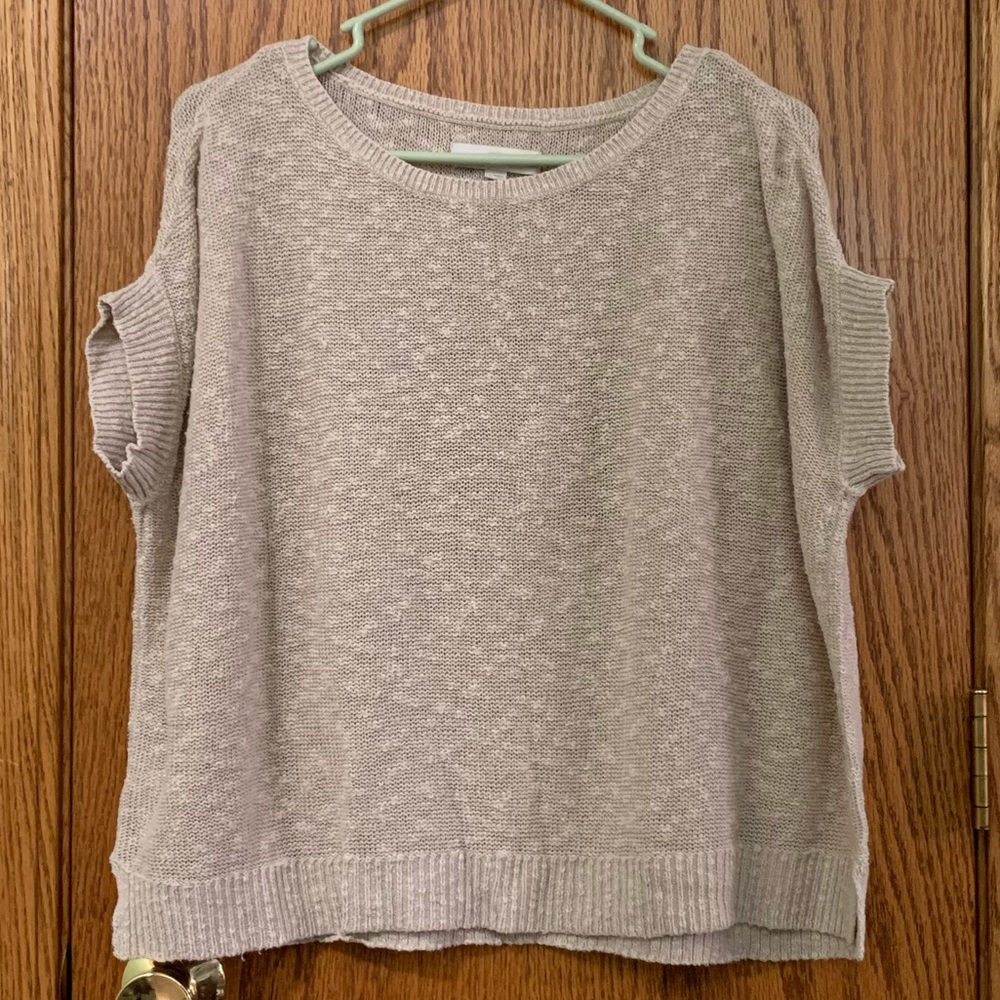 LOFT Short sleeve sweater.